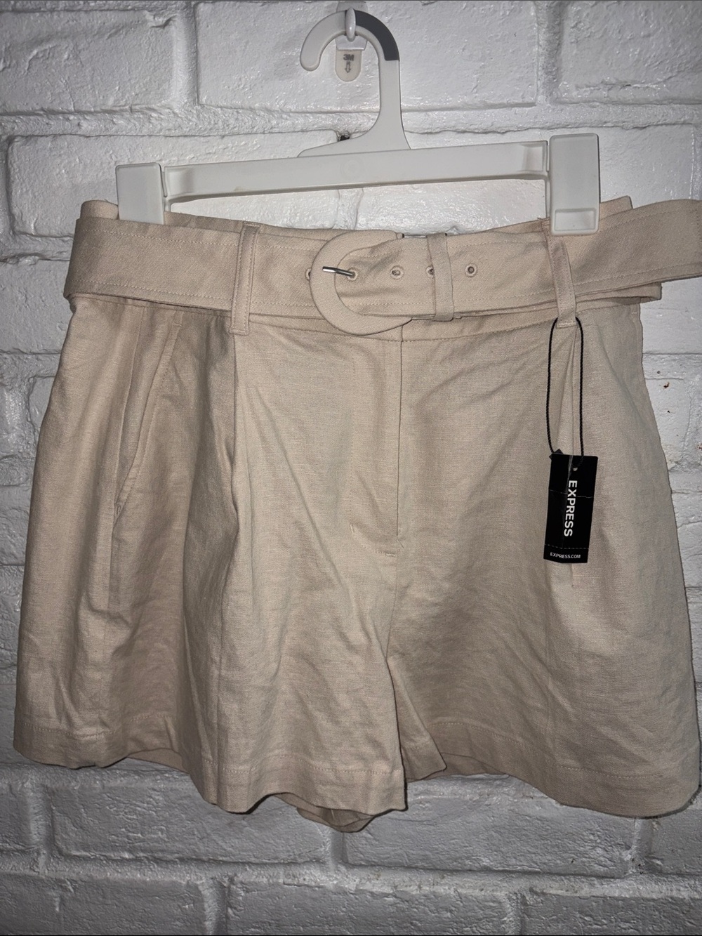 Express Linen Cream High-Waist Belted Women's Shorts Size 6